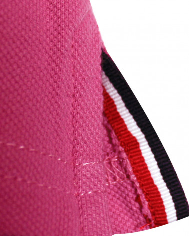 Finitions bord-côté avec liserés tricolores sur la bande de propreté et patte bas du polo Abruzzo Otago rose chiné pour homme