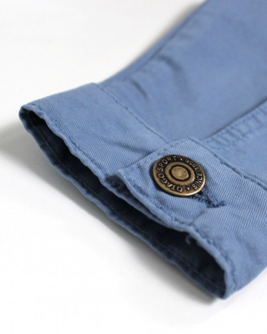 bouton métallique gravé du blouson Brookly coll blue